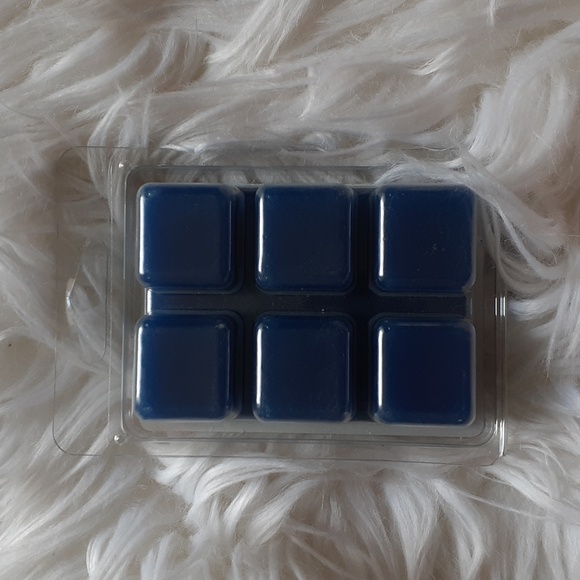 Bundle of 4 NWT Fusion Scented Wax Cubes 2.5 Oz Each - Picture 7 of 10